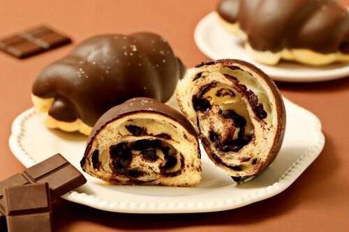 ハイブリッドパン塩パンが新発売😊